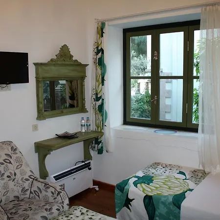 Dalyan Butik Hayat Bahcesi Hotel Ayvalı